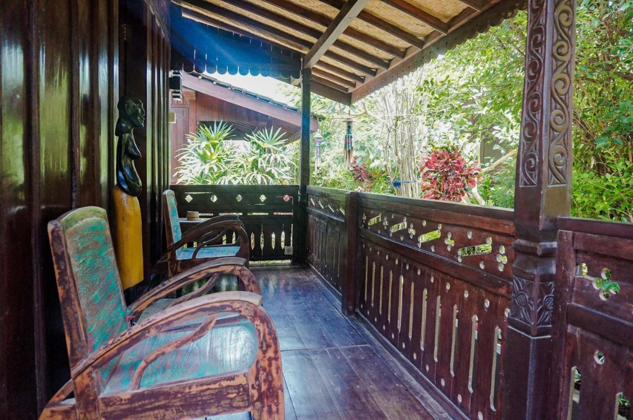 The Wisma Pulau Merah Pasanggaran Buitenkant foto