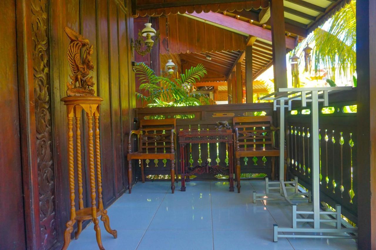 The Wisma Pulau Merah Pasanggaran Buitenkant foto